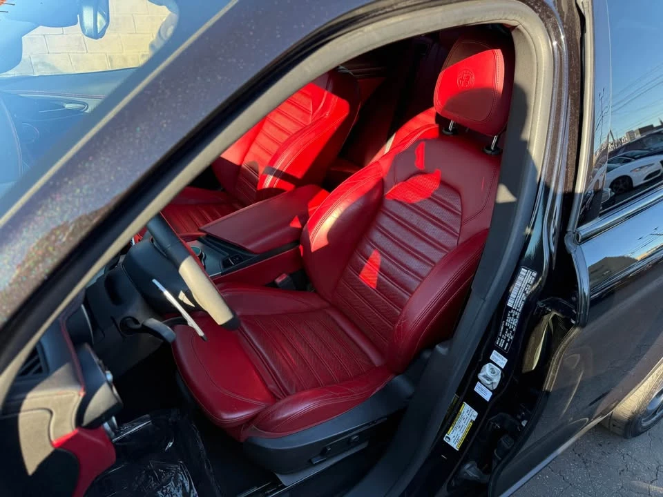 2019 Alfa Romeo Stelvio - Image 15 of 19