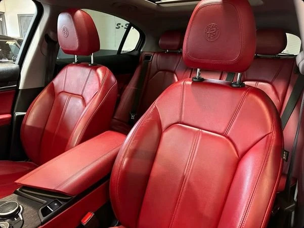 2019 Alfa Romeo Stelvio - Image 11 of 14