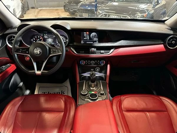 2019 Alfa Romeo Stelvio - Image 5 of 14