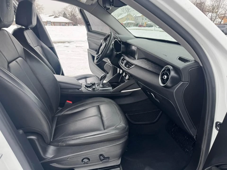 2019 Alfa Romeo Stelvio - Image 12 of 20