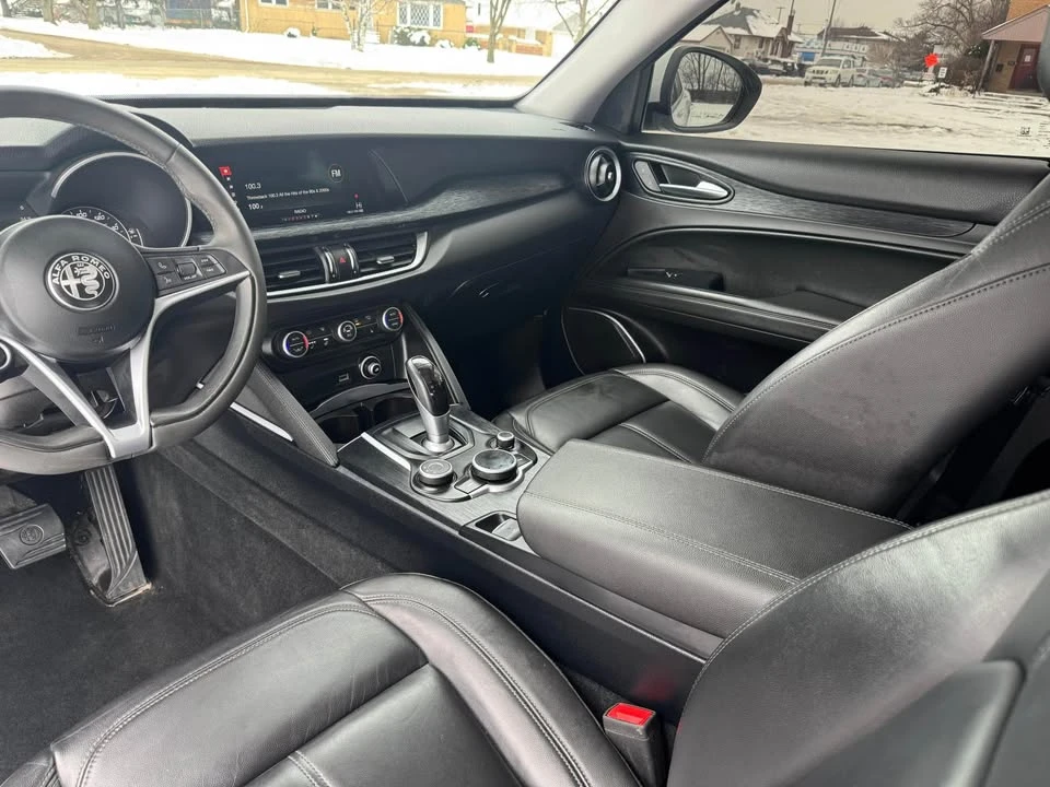 2019 Alfa Romeo Stelvio - Image 13 of 20