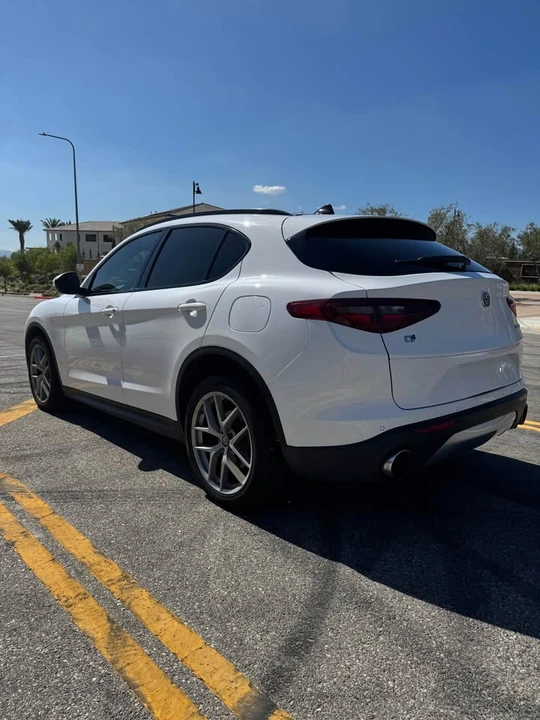 2019 Alfa Romeo Stelvio - Image 5 of 11
