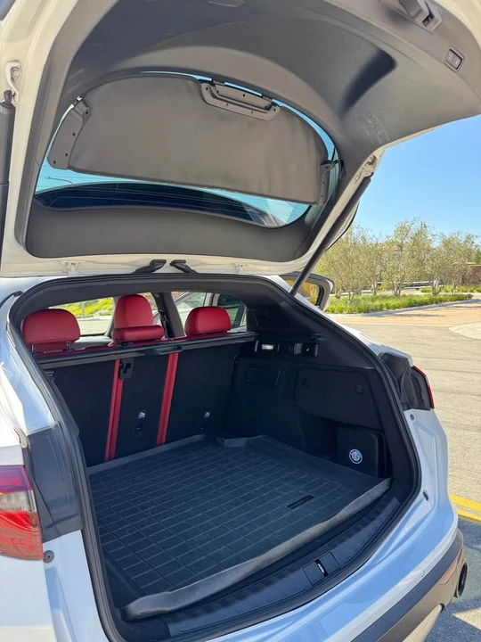 2019 Alfa Romeo Stelvio - Image 9 of 11
