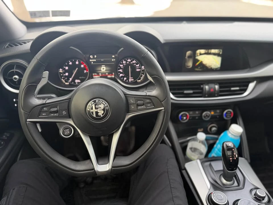 2019 Alfa Romeo Stelvio - Image 16 of 20