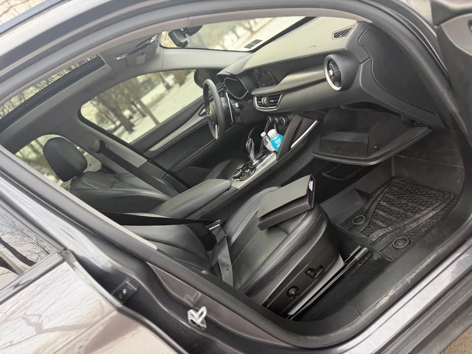 2019 Alfa Romeo Stelvio - Image 13 of 20