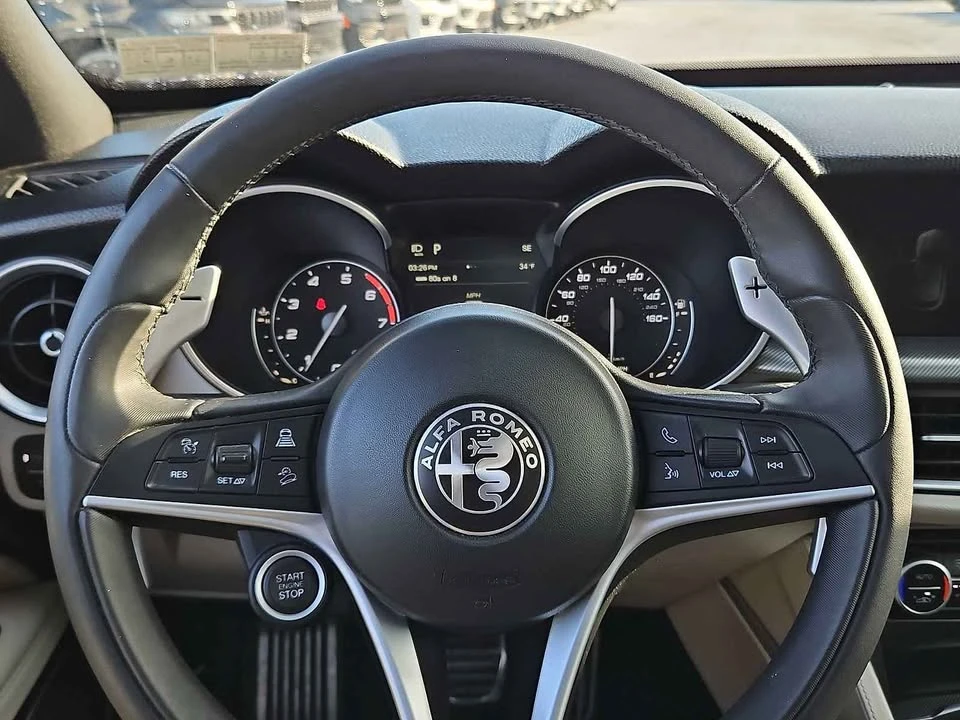 2019 Alfa Romeo Stelvio - Image 17 of 20