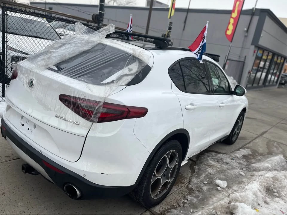 2019 Alfa Romeo Stelvio - Image 18 of 19
