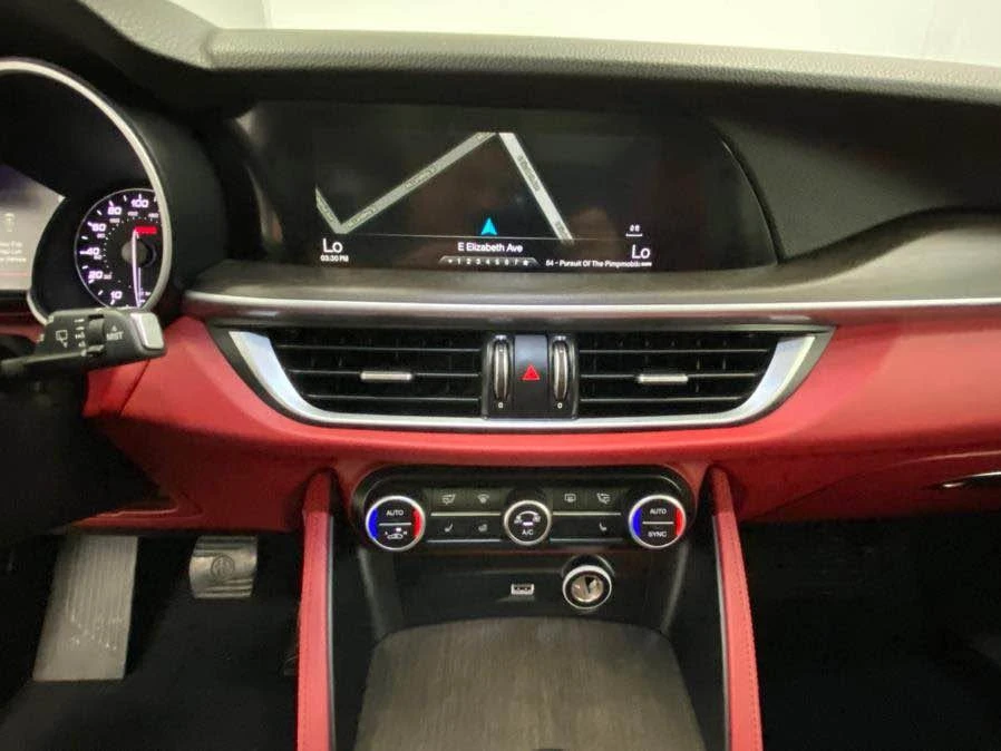 2019 Alfa Romeo Stelvio - Image 16 of 19