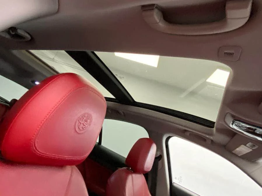 2019 Alfa Romeo Stelvio - Image 14 of 19