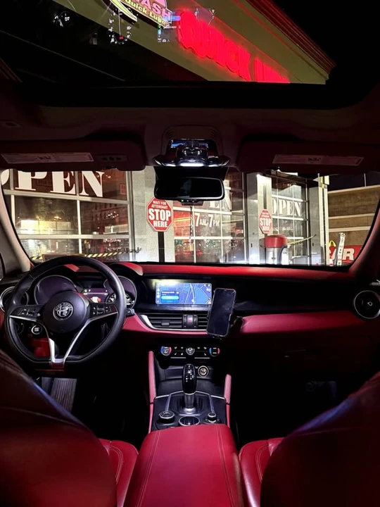 2019 Alfa Romeo Stelvio - Image 3 of 16