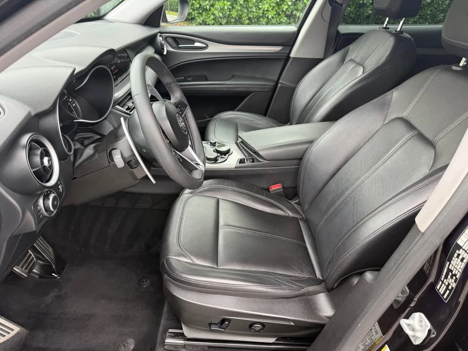 2019 Alfa Romeo Stelvio - Image 9 of 12