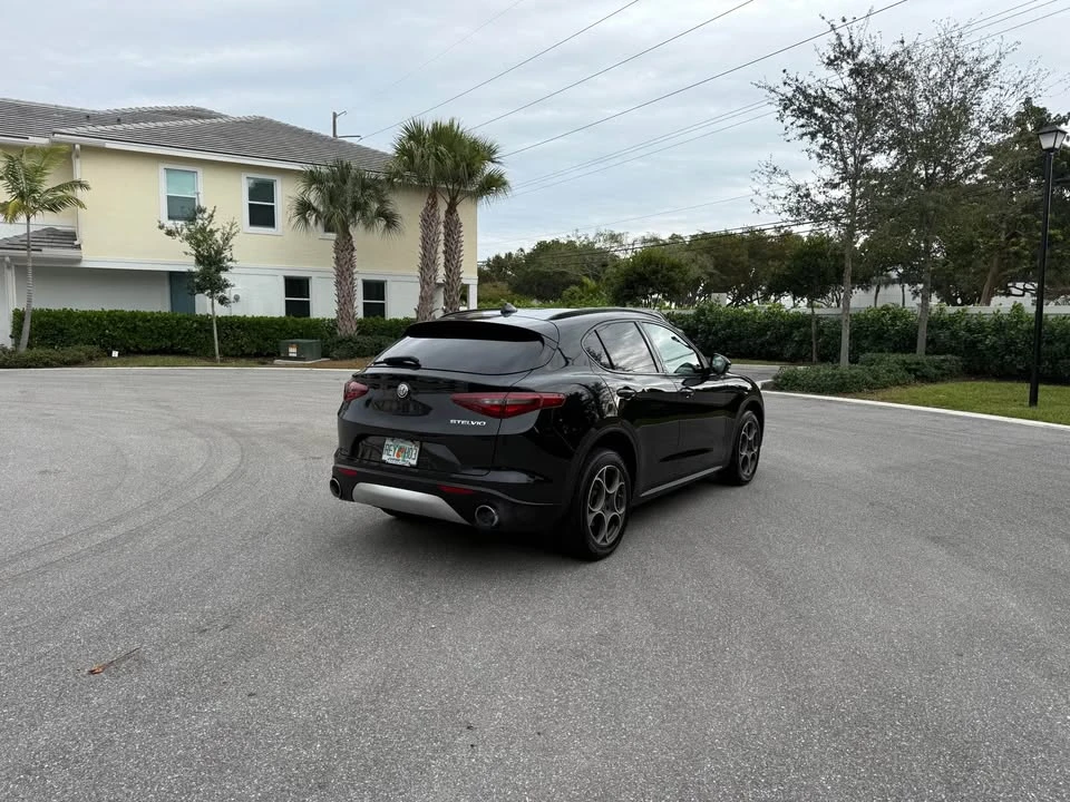 2019 Alfa Romeo Stelvio - Image 6 of 12