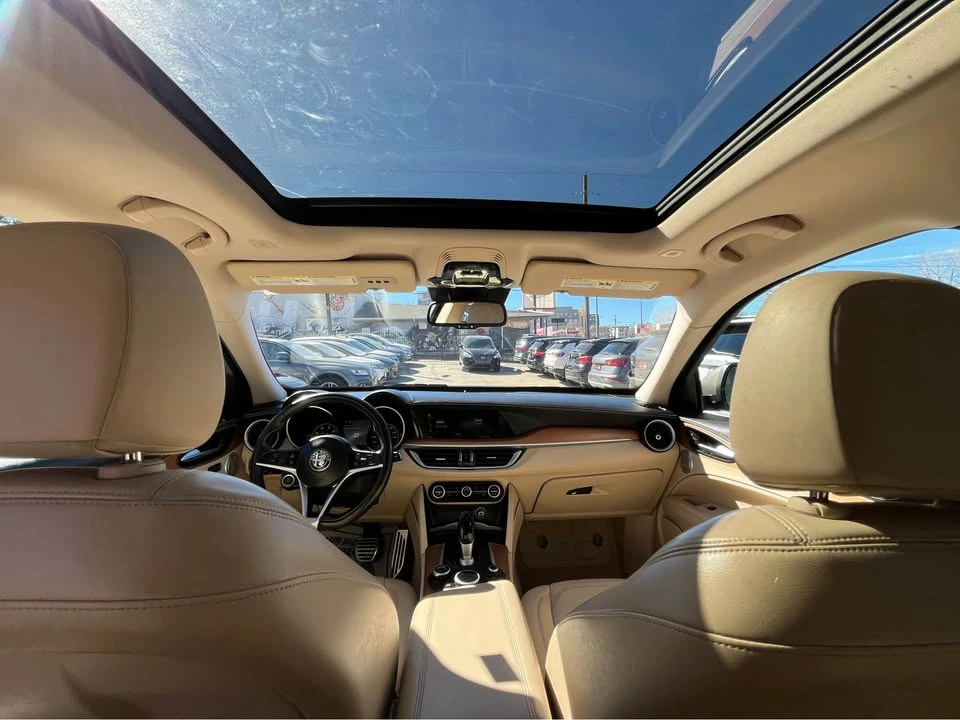 2019 Alfa Romeo Stelvio - Image 15 of 19