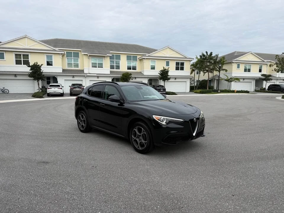 2019 Alfa Romeo Stelvio - Image 5 of 12