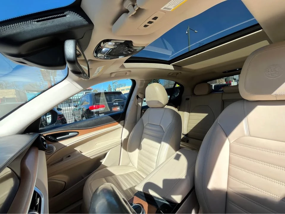 2019 Alfa Romeo Stelvio - Image 7 of 19