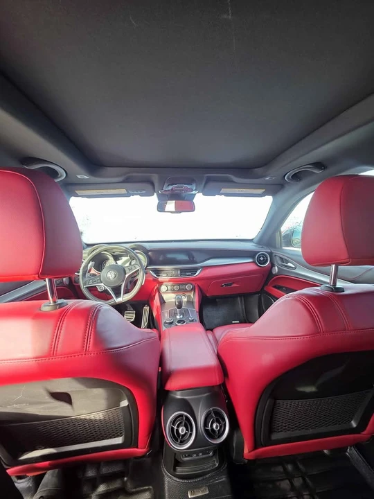 2019 Alfa Romeo Stelvio - Image 14 of 17