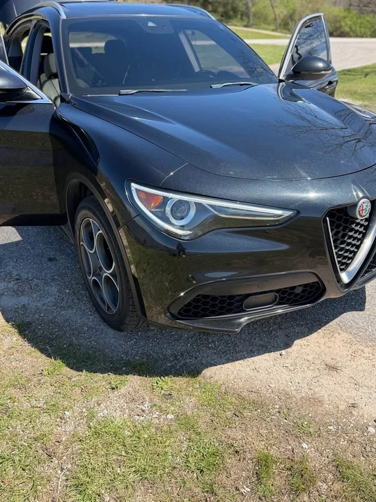 2019 Alfa Romeo Stelvio - Image 9 of 11