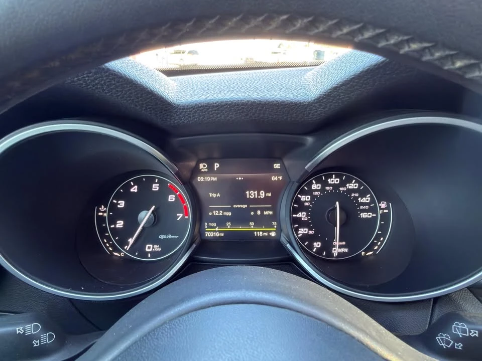 2019 Alfa Romeo Stelvio - Image 18 of 18