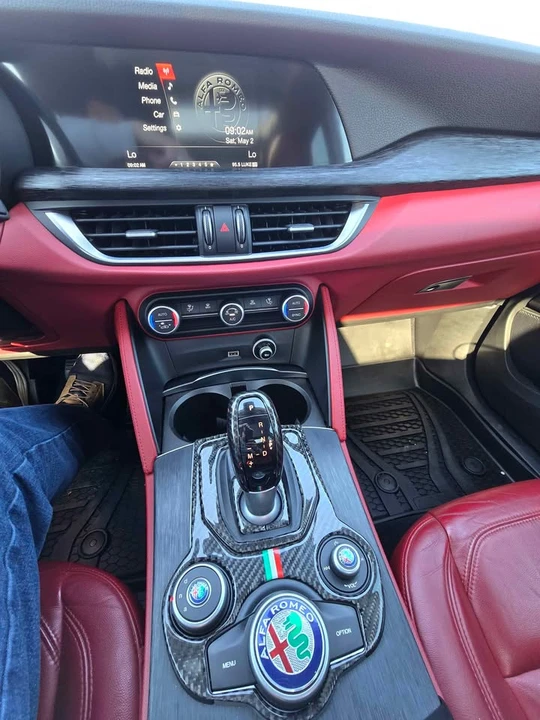 2019 Alfa Romeo Stelvio - Image 10 of 12