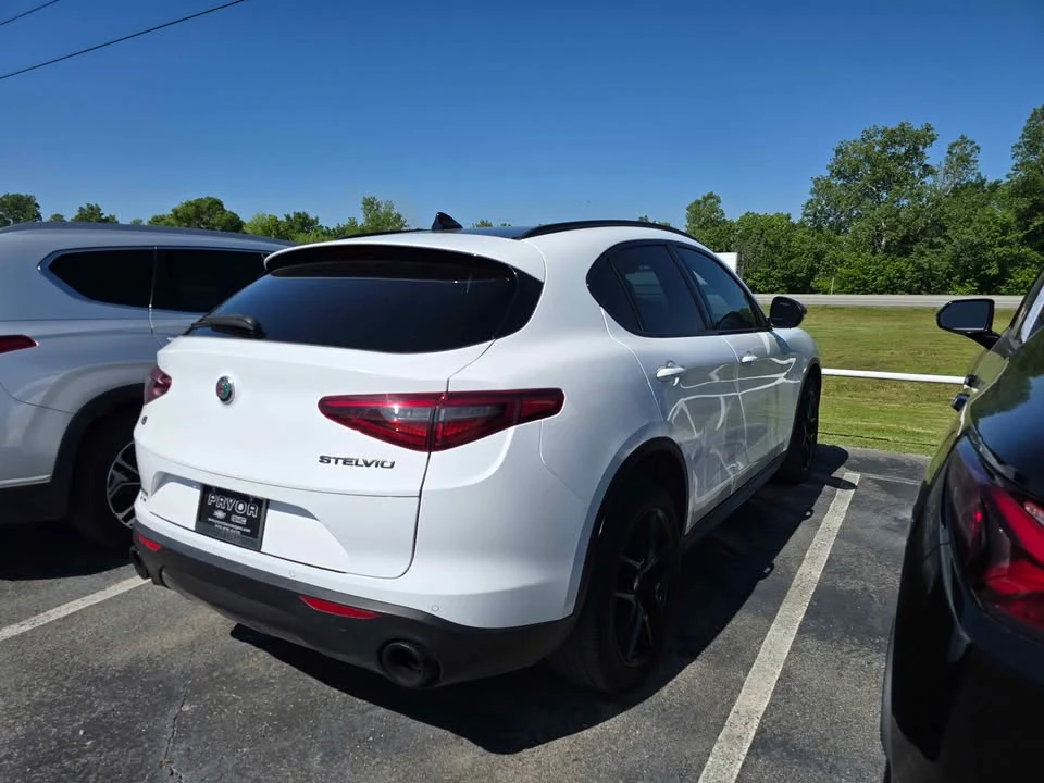 2019 Alfa Romeo Stelvio - Image 4 of 12