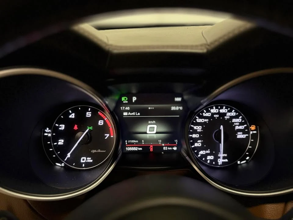 2019 Alfa Romeo Stelvio - Image 11 of 20