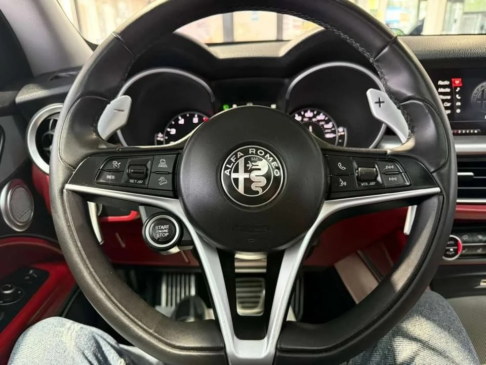 2019 Alfa Romeo Stelvio - Image 11 of 20