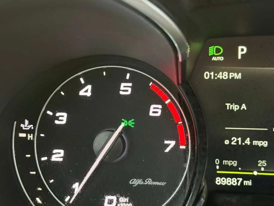 2019 Alfa Romeo Stelvio - Image 15 of 20