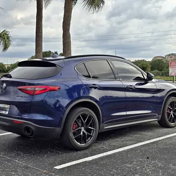 2019 Alfa Romeo Stelvio Sport