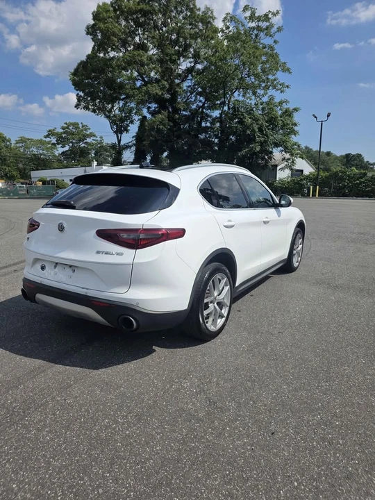 2019 Alfa Romeo Stelvio - Image 10 of 10