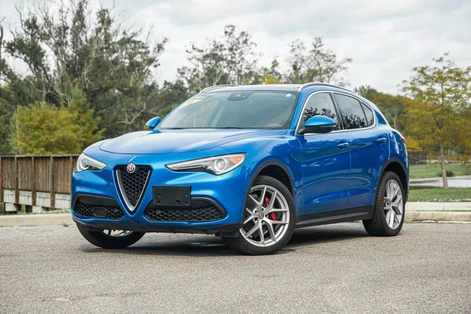 2019 Alfa Romeo Stelvio - Image 2 of 15