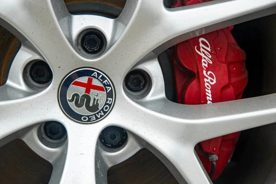 2019 Alfa Romeo Stelvio - Image 7 of 14