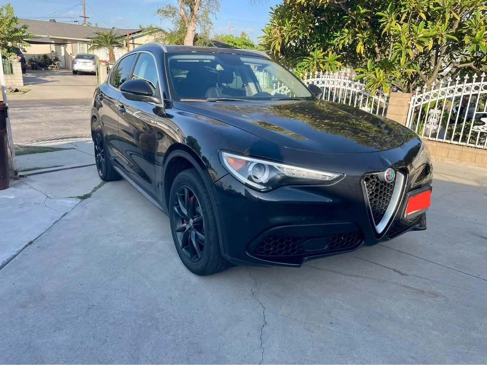2019 Alfa Romeo Stelvio - Image 2 of 12