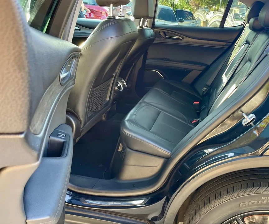 2019 Alfa Romeo Stelvio - Image 8 of 12