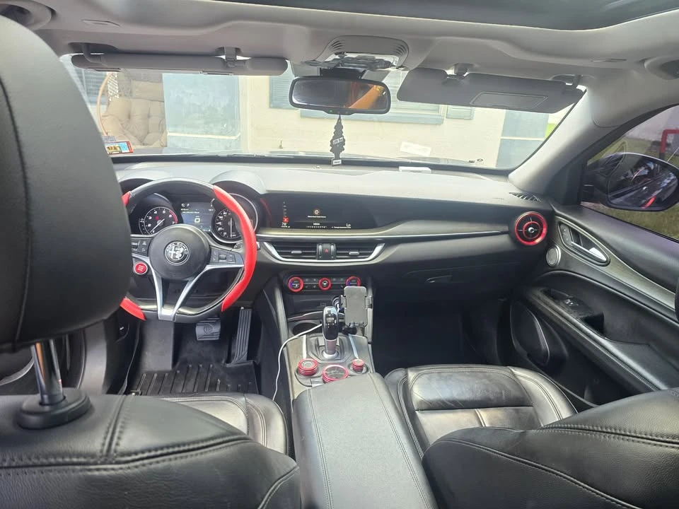 2019 Alfa Romeo Stelvio - Image 5 of 7