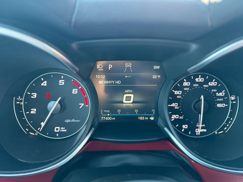 2019 Alfa Romeo Stelvio - Image 9 of 19