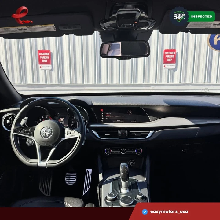 2019 Alfa Romeo Stelvio - Image 9 of 15