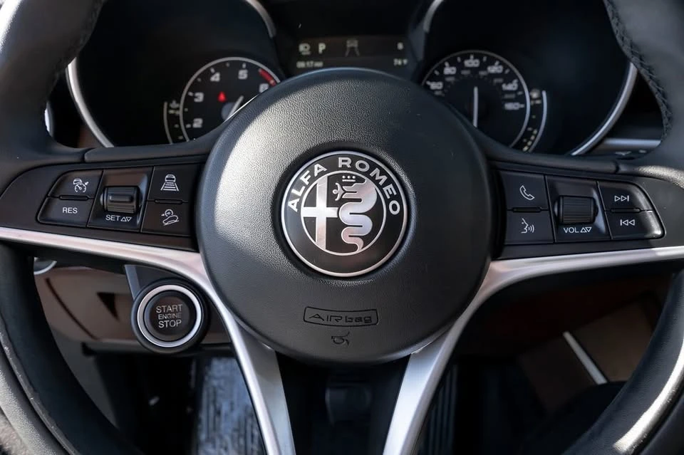 2019 Alfa Romeo Stelvio - Image 6 of 15