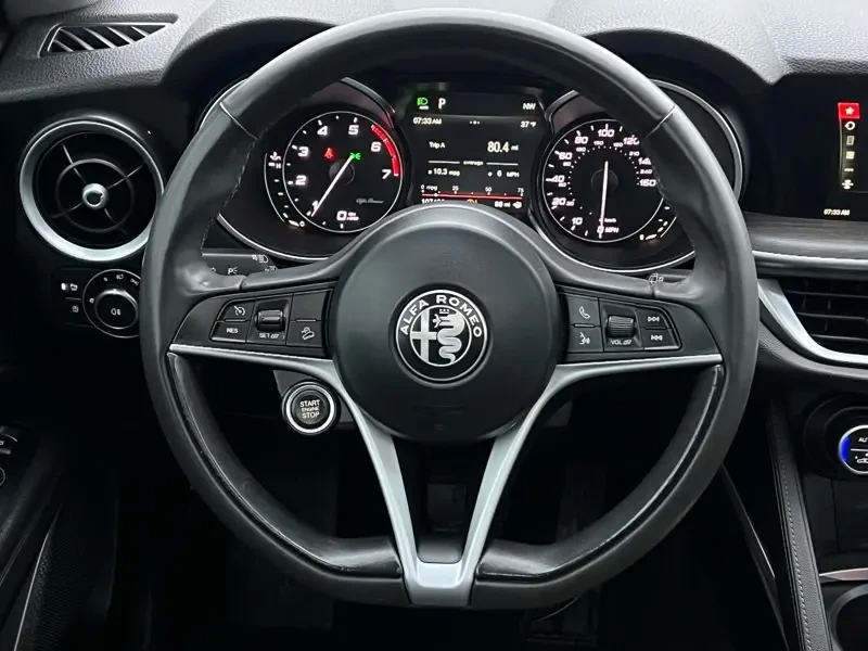 2019 Alfa Romeo Stelvio - Image 16 of 19