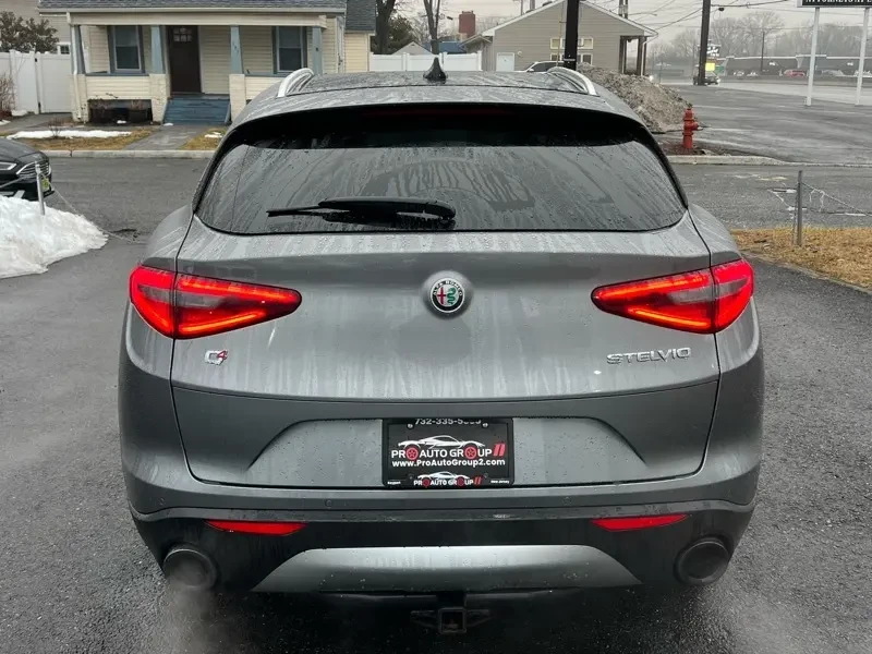 2019 Alfa Romeo Stelvio - Image 7 of 19