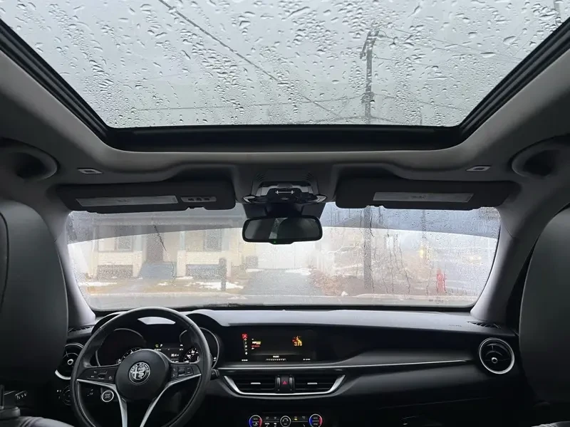 2019 Alfa Romeo Stelvio - Image 14 of 20