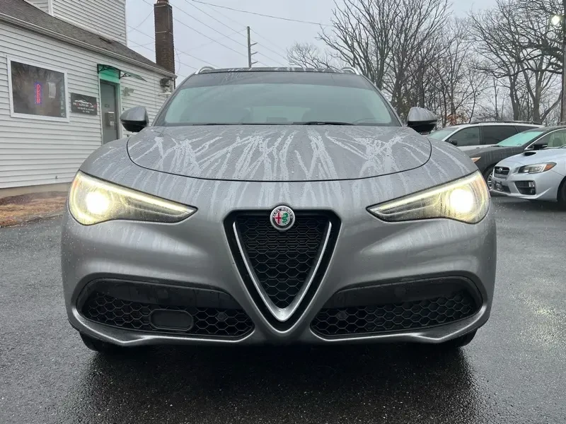 2019 Alfa Romeo Stelvio - Image 2 of 19