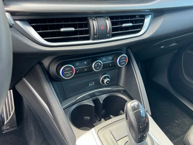 2019 Alfa Romeo Stelvio - Image 19 of 20