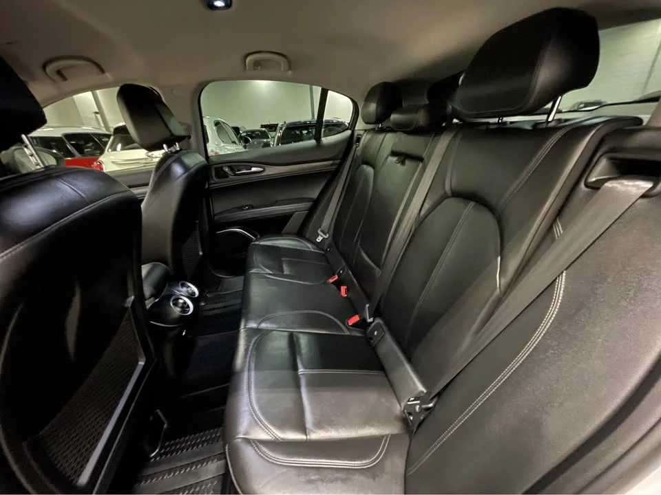 2019 Alfa Romeo Stelvio - Image 10 of 12