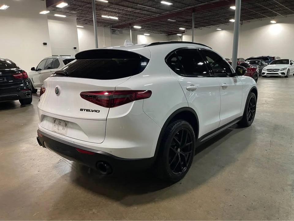 2019 Alfa Romeo Stelvio - Image 6 of 12