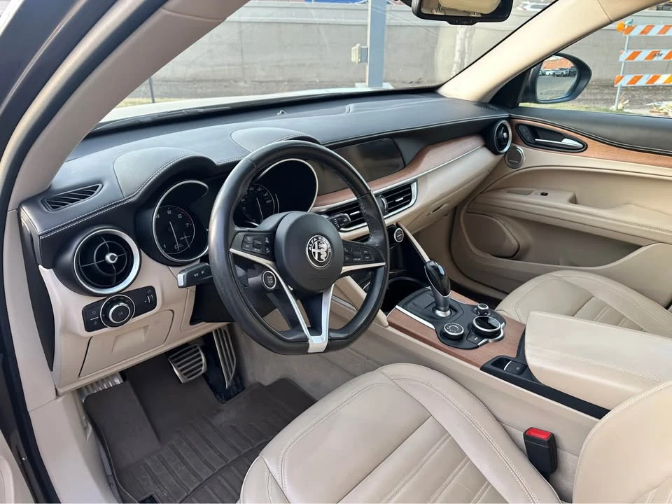 2019 Alfa Romeo Stelvio - Image 5 of 10