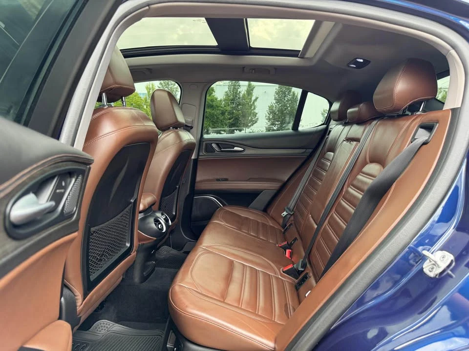 2019 Alfa Romeo Stelvio - Image 5 of 15