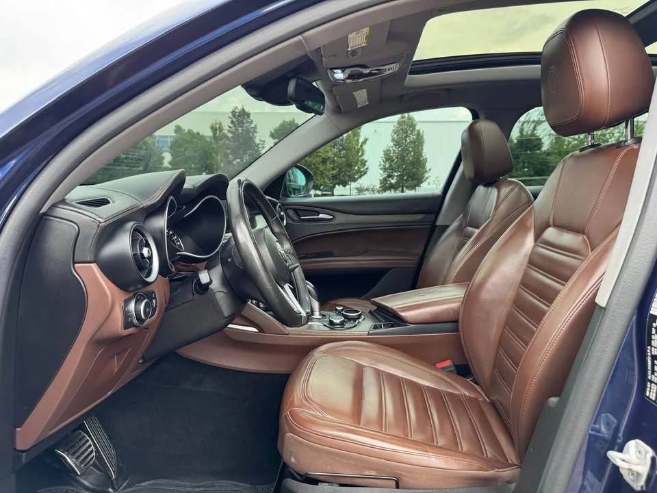 2019 Alfa Romeo Stelvio - Image 13 of 15