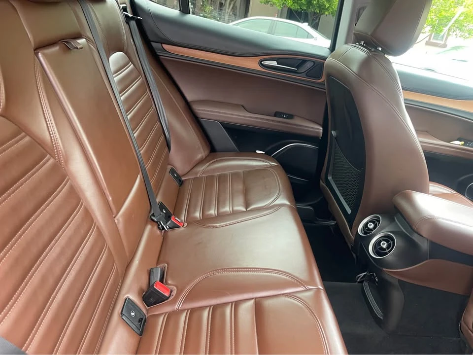 2019 Alfa Romeo Stelvio - Image 13 of 18
