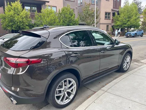 2019 Alfa Romeo Stelvio Ti Lusso