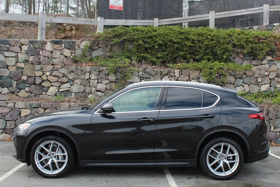 2019 Alfa Romeo Stelvio - Image 4 of 17